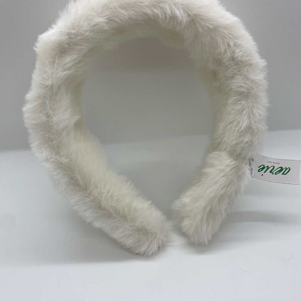 NWT Aerie White/Ivory Faux Fur Headband Winter Accessory for Women  & Girls - Picture 2 of 5